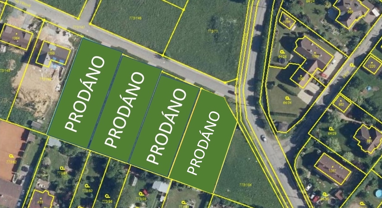 4 zasíťované st. pozemky, cca 1.400 m2